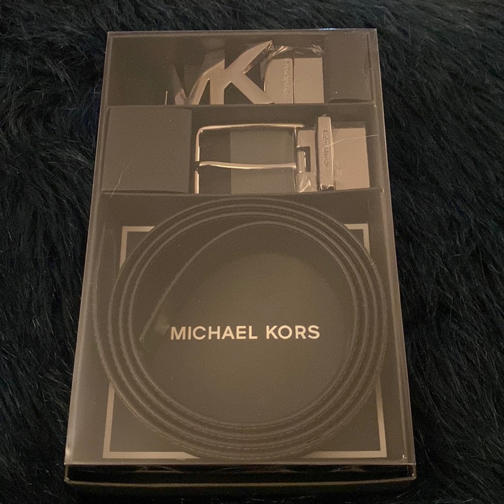 Michael Kors mens 4 in 1 dress belt box
